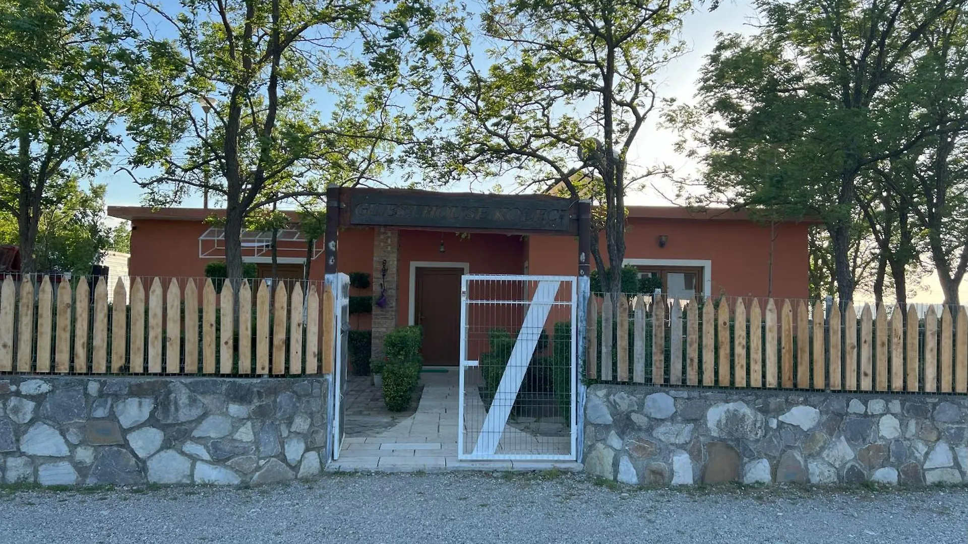 Guesthouse Koleci - Mrizi I Zanave Fishte 0*,